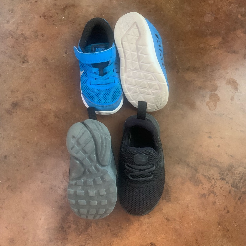 Two Pair of Nike Tennis Shoes